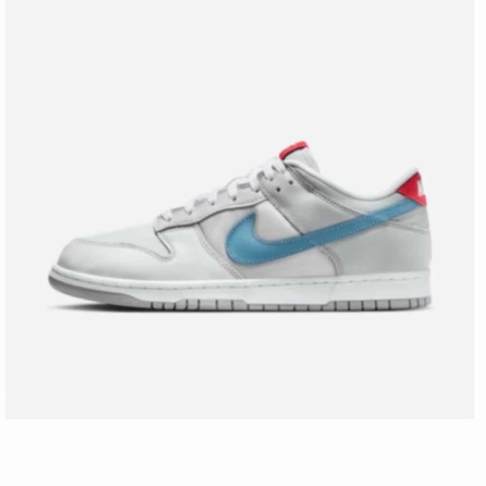Nike Dunk Low Sneakers